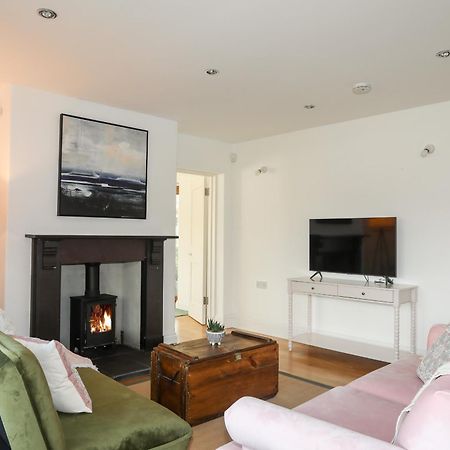 Ynys Faelog Cottage เมไนบริดจ์ ภายนอก รูปภาพ
